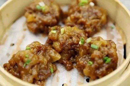 完美体育官网贩子里的烟火气 舌尖上的兰溪特质小吃(图1)