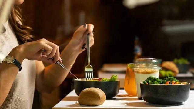 完美体育官网地中海饮食为何好处良众？ 社会科学报(图3)